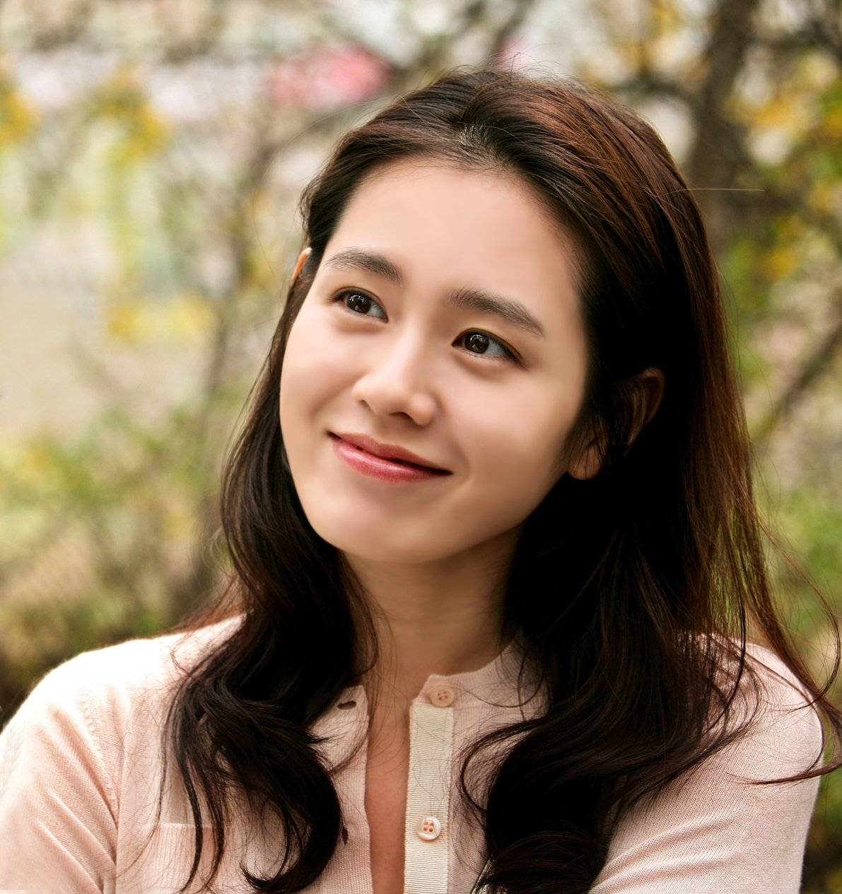 Son Ye Jin Korean Actress Hancinema The Korean Free Download Nude