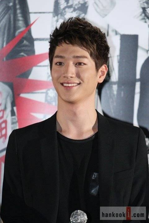 http://www.hancinema.net/photos/fullsizephoto359364.jpg