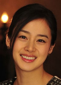 Cosmetics Company Outlet on Kim Tae Hee  S Deal With Japanese Cosmetics And Pharmaceutical Company