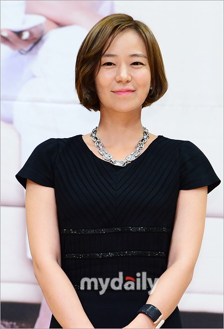 Shim Yi-young, conflicts with Choi Ji-woo @ HanCinema :: The Korean