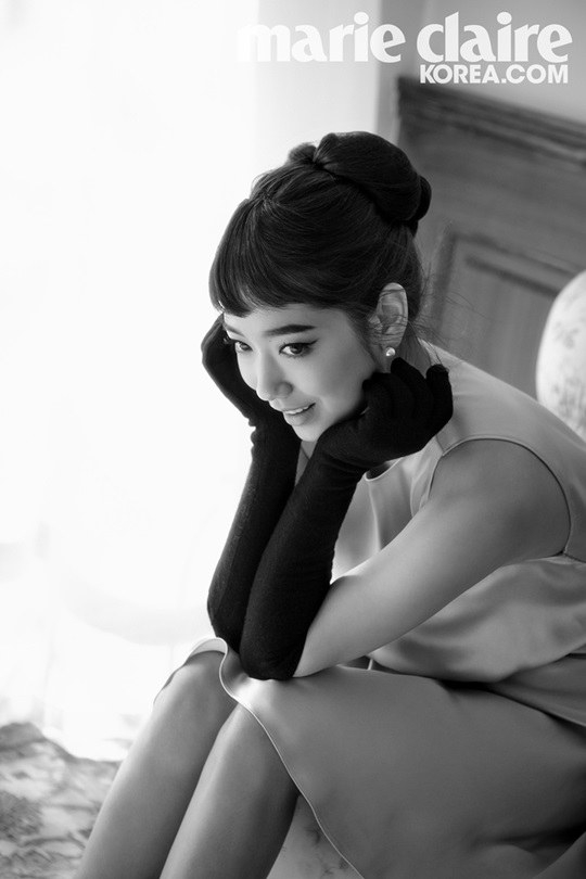 Park Shin Hye Becomes Audrey Hepburn Hancinema The