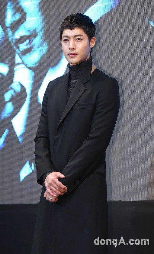 Kim Hyunjoong accused of hitting girlfriend and the after