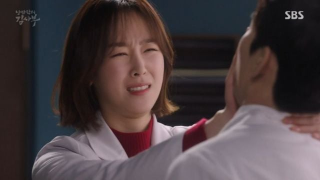Seo-jeong being embarrassed by Dong-joo's confession