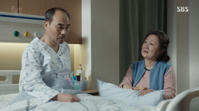 Chang-ho and Sook-hee arguing about supersition