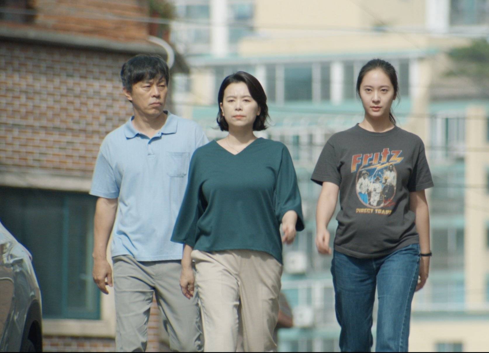 More Than Family (Korean Movie - 2019) - 애비규환 @ HanCinema :: The Korean  Movie and Drama Database