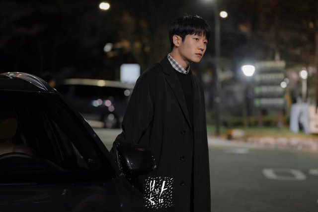 [Photos] New Stills Added for the Korean Drama 'One Spring Night ...
