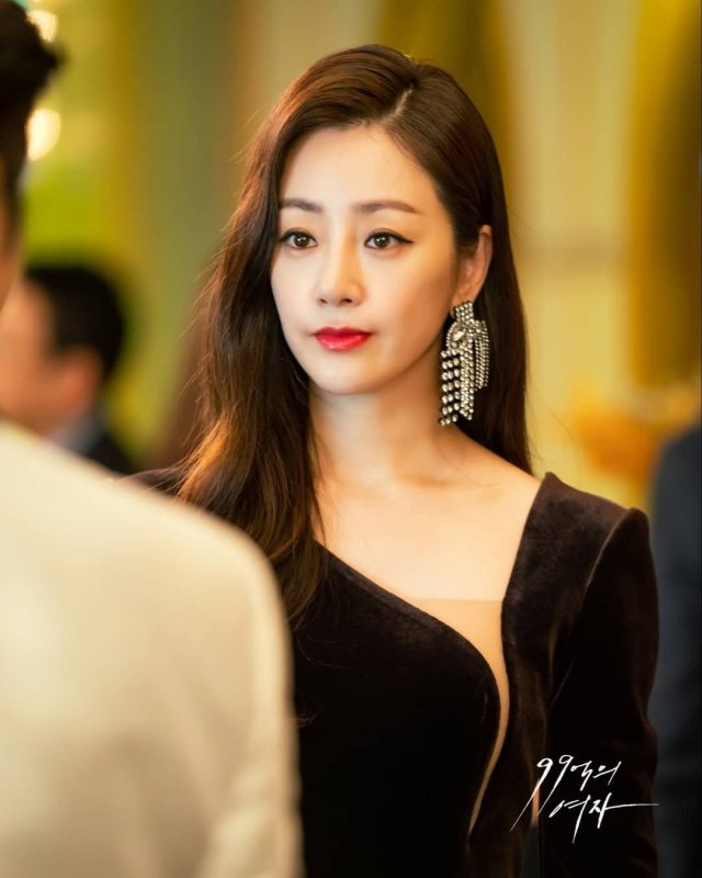 [Photos] New Stills Added for the Korean Drama 'Woman of 9.9 Billion ...