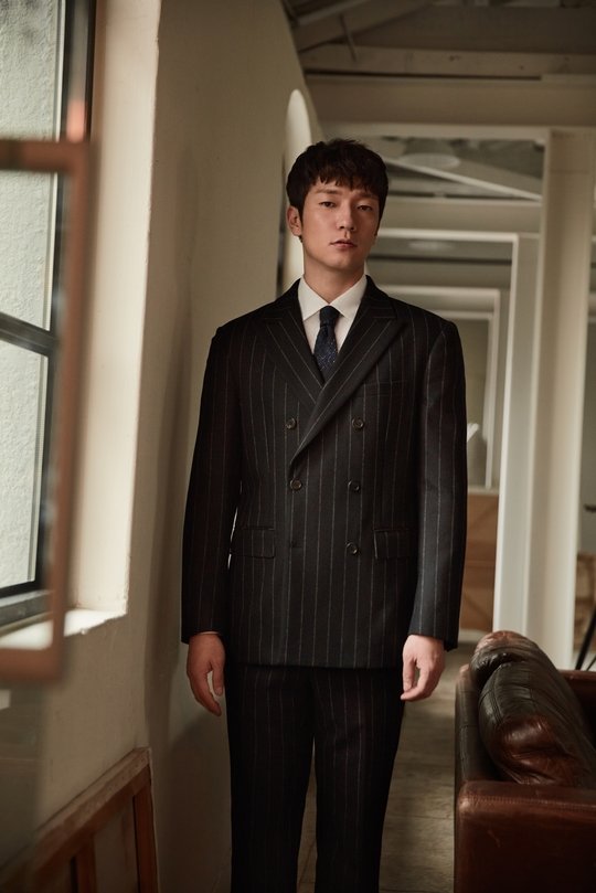 Son Sukku Cast as Villain in 'The Roundup' @ HanCinema