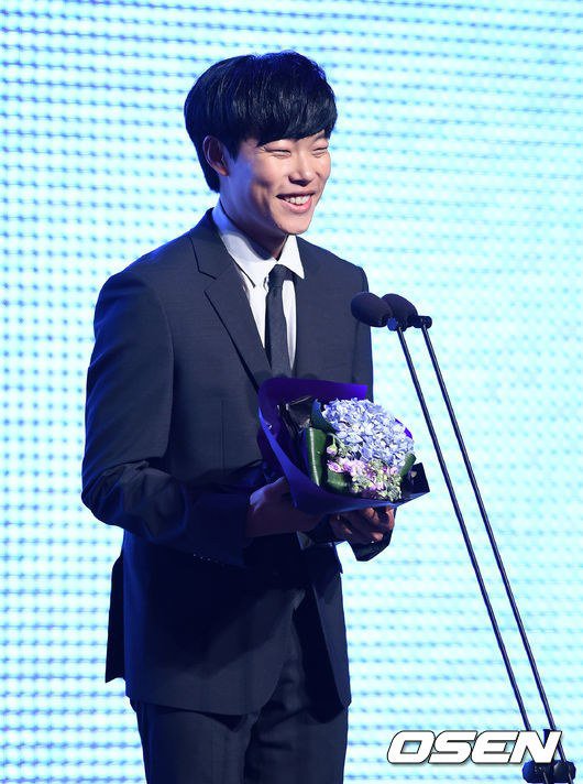 'Best Rookie Actor' Ryu Jun-yeol, 