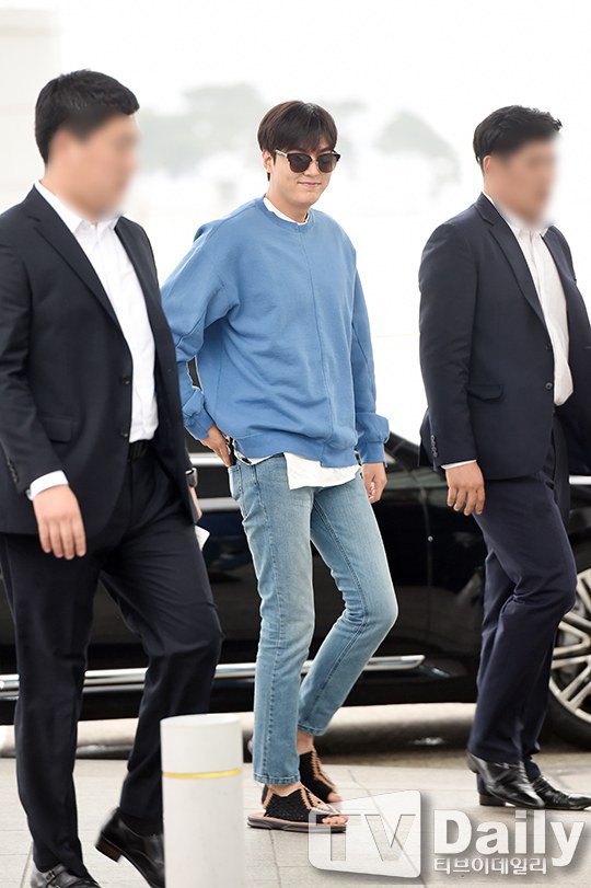 Photos] Lee Min-ho, Lee Jung-jae, Chun Jung-myung, handsome actors' airport  fashion @ HanCinema