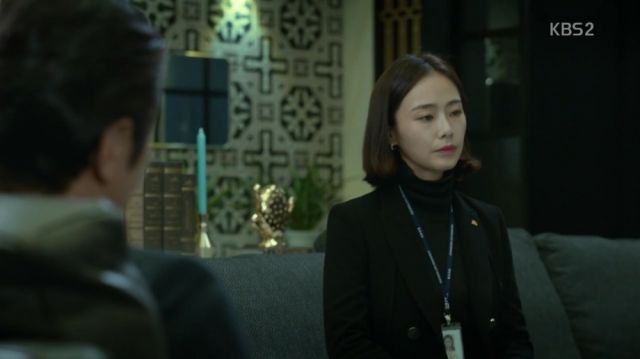 Hong-joo accepting her new case